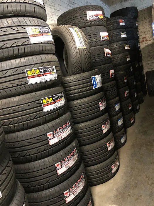 Dub Custom Tires & Wheels 0
