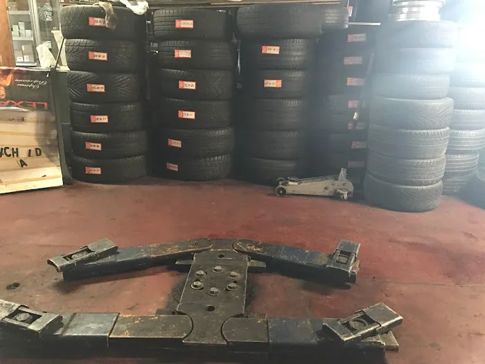 OCHOA’S AUTOMOTIVE REPAIR 7