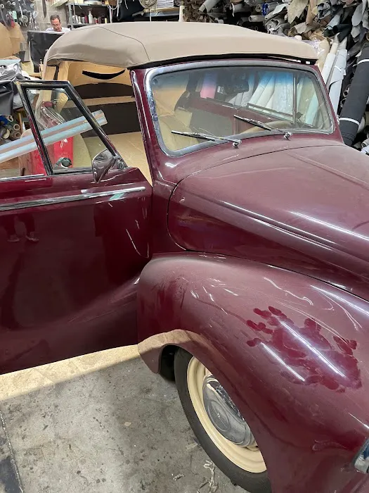 Kirk's Kar Upholstery 8