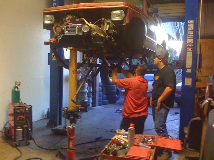 G & M Auto Repair and Tires 4