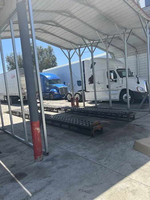 Fresno Truck Trailer Repair & Alignment 6