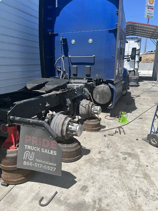 Fresno Truck Trailer Repair & Alignment 1