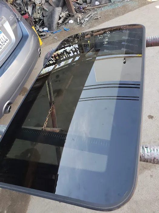 Godinez Auto Body Parts and auto repair 0