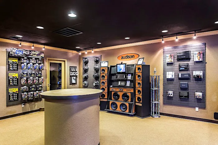 Audio Innovations of Fresno 6