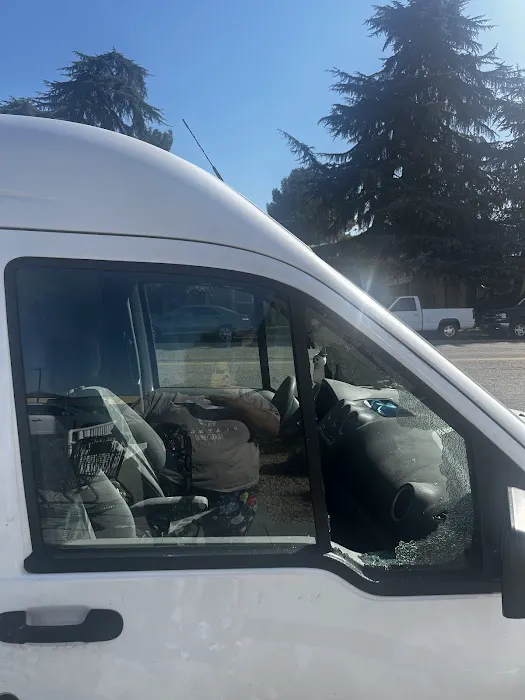 Corona Auto Glass 1