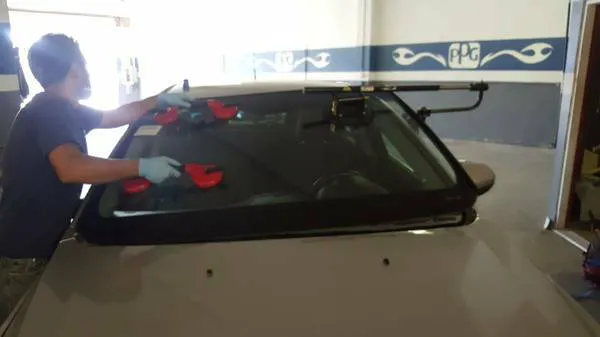 Quality Auto Glass 0