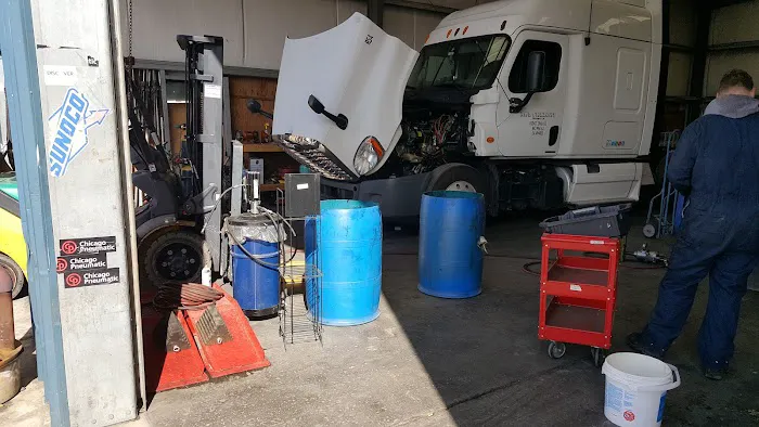 Crosspoint Truck and Trailer Repair 2