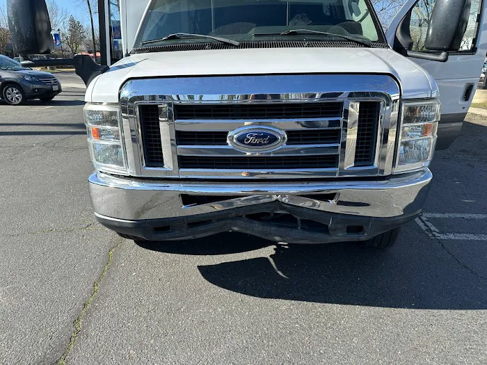 Dave's Car Care Auto Body & Paint 9