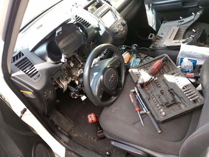 Monster Mechanics Mobile (office) 4