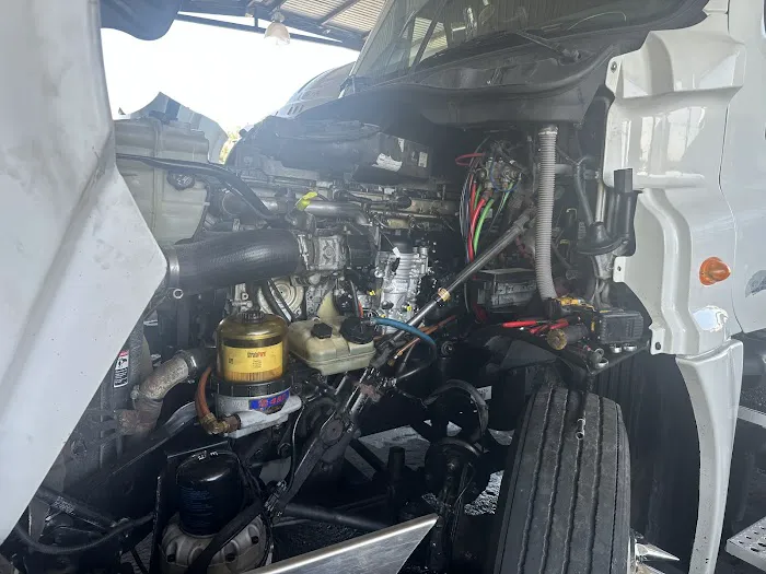 EZ TRUCK REPAIR LLC 4