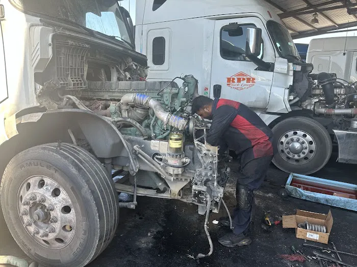 EZ TRUCK REPAIR LLC 3