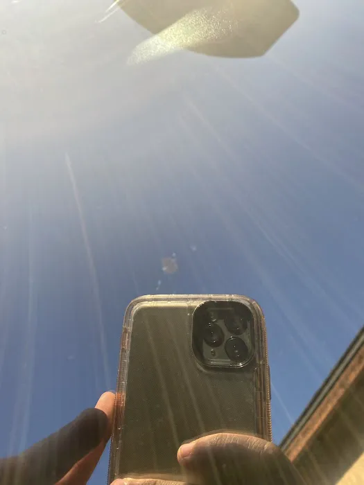 RC Windshield repair(chips, cracks, & headlight restoration)mobile Fresno/Clovis 1
