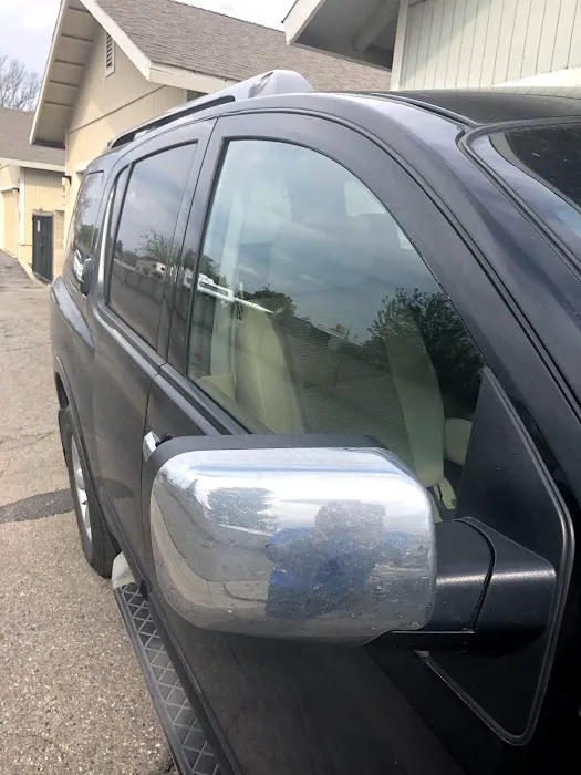Mark Gardner’s Auto Glass 0