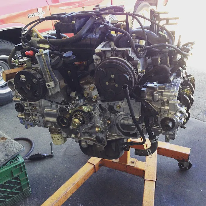 Auto Repair Specialist 6