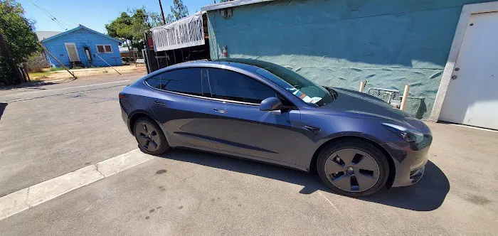 Baja Tint 9