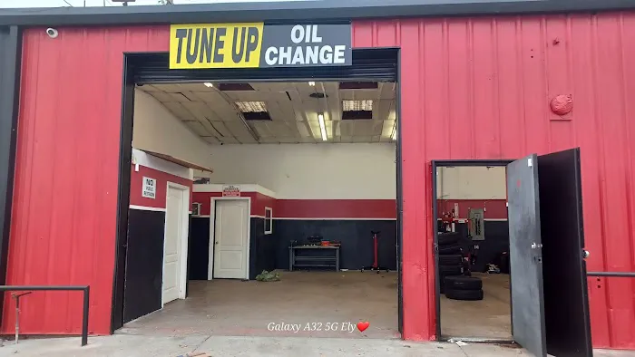 Extreme Auto Repair Tires and Wheels 4