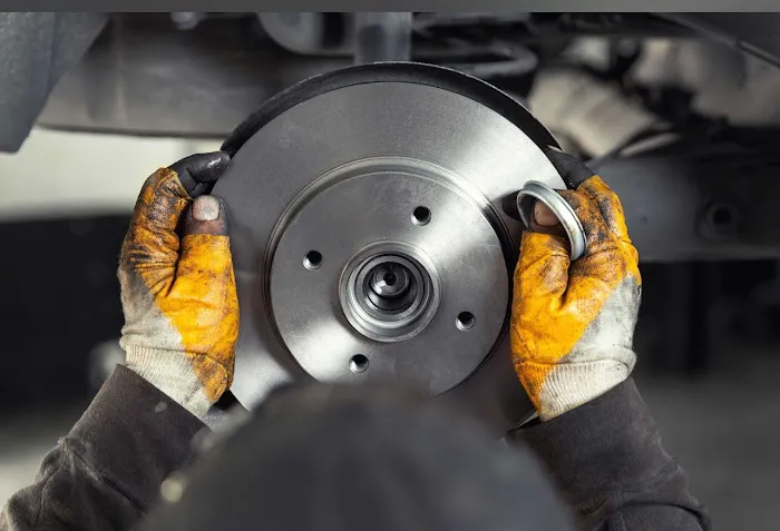 Extreme Auto Repair Tires and Wheels 3