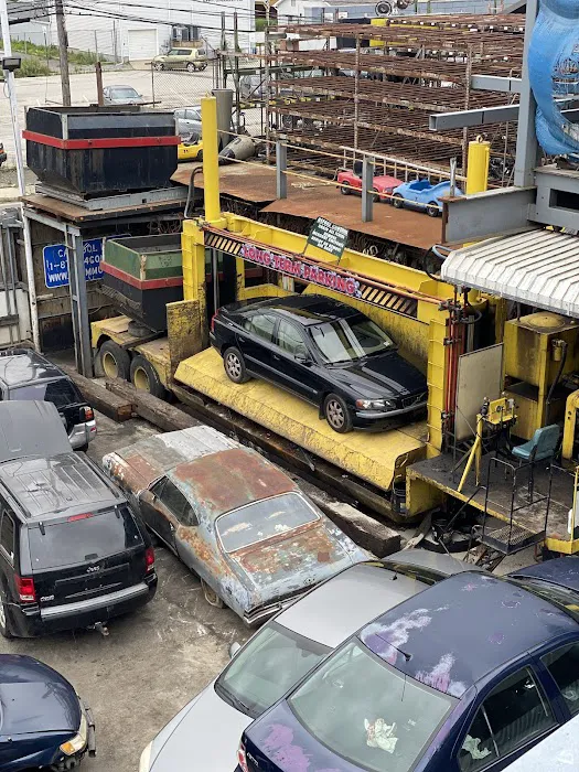 Freeport Auto Parts & Wrecking 2