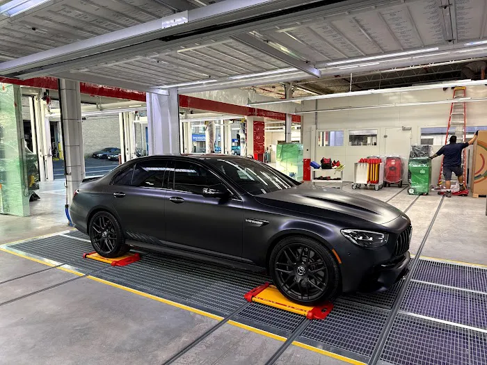 Paul's Auto Collision 1