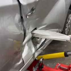 Kronic Auto Body Shop ico