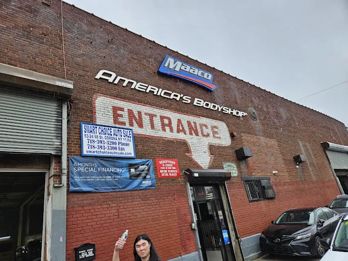 Maaco Auto Body Shop & Painting 6