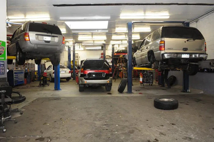 Thomas Auto Repair 4