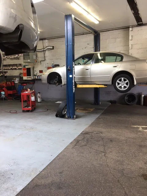 Thomas Auto Repair 5