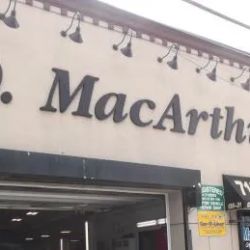 D. MacArthur Auto Body Ltd. ico