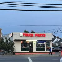 SUNRISE TRUCK PARTS INC