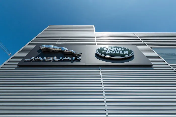 Jaguar Freeport Parts Store 3