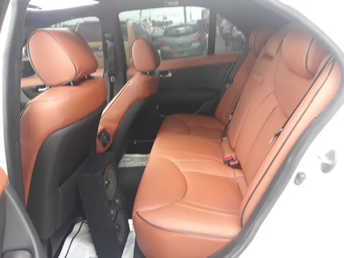 Mr Auto Trim 1