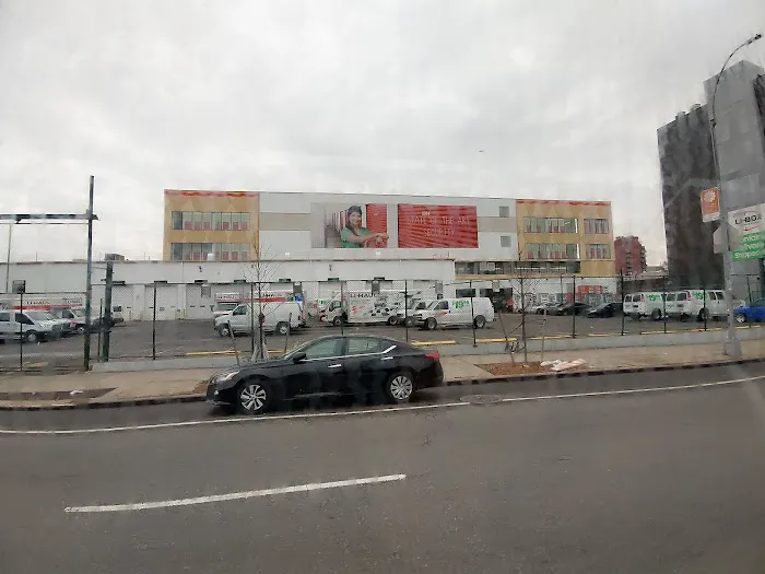 U-Haul Repair Shop 0