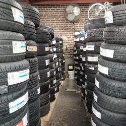 Abuelos Tires Shop ico