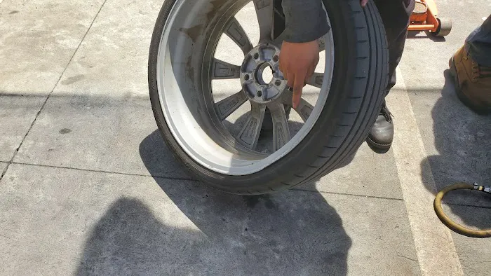 PAYLESS TIRES #2 6