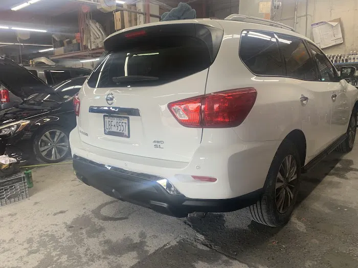 Cyclone Collision Center Auto Body Repair Shop 5