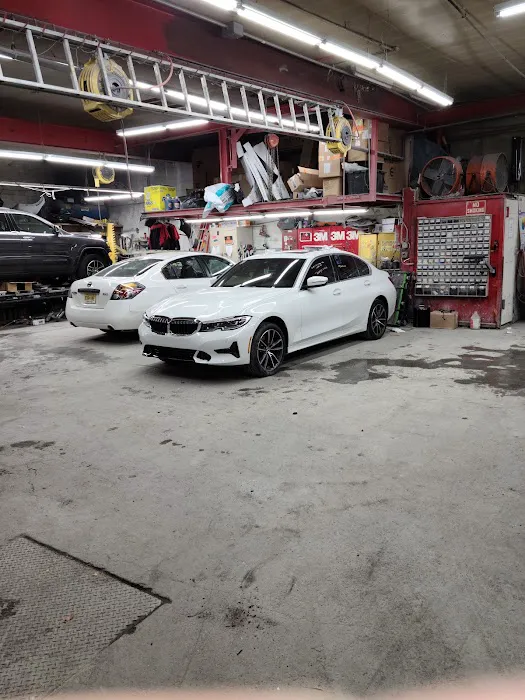 Cyclone Collision Center Auto Body Repair Shop 6