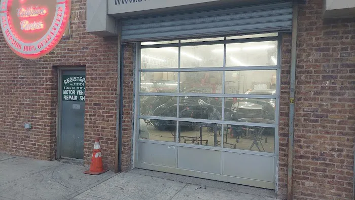 Cyclone Collision Center Auto Body Repair Shop 0