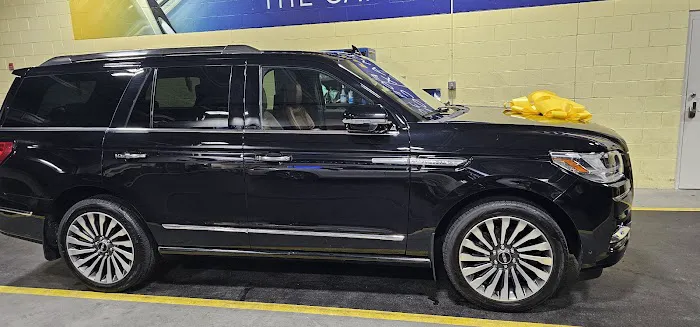 Premier Lincoln Service 0