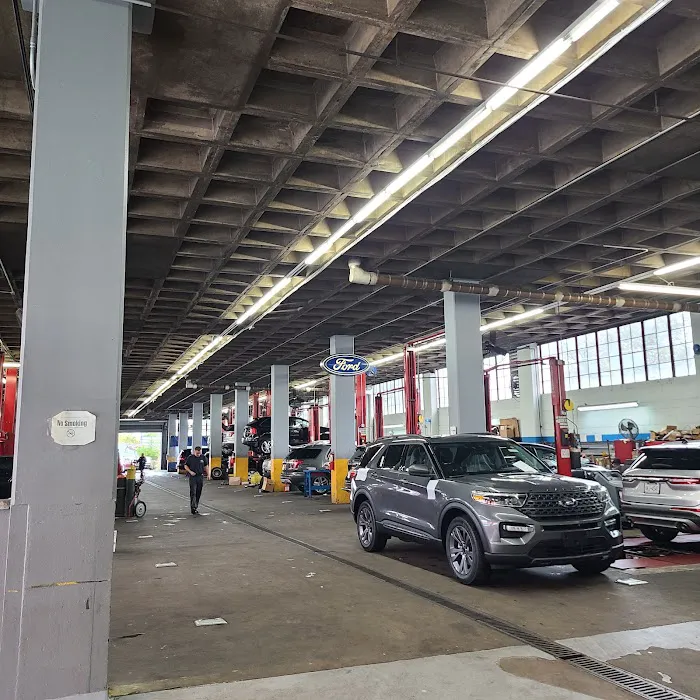 Premier Ford Inc Service 4