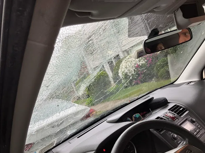 2 Hour Auto Glass 7
