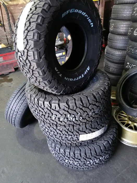 Las Rodriguez 24hr Tire shop 7