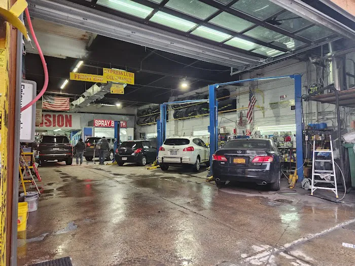 Alex Auto Collision and Repair 4