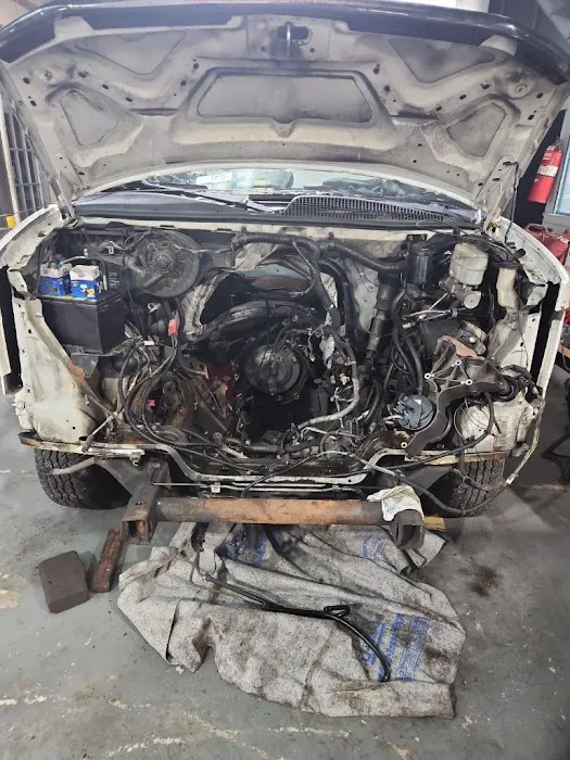 Lucky Trade Automotive 1