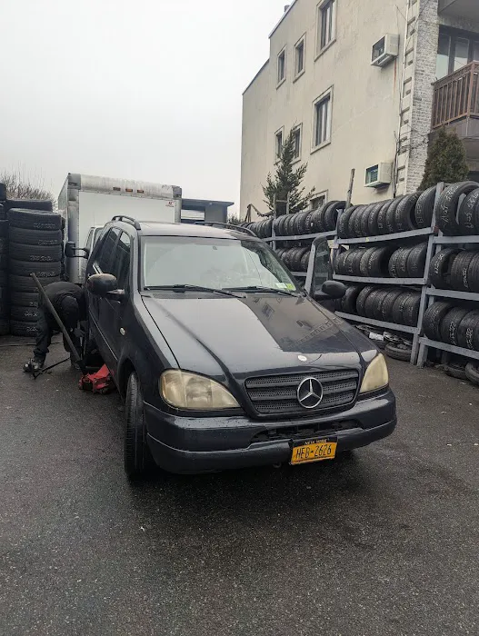 Compi Tire and Rim III 5