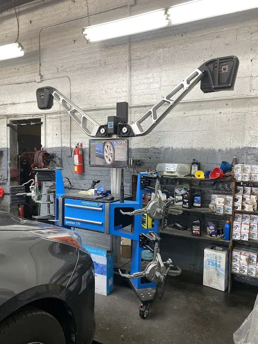 High Quality Auto Repair & Body Shop 1