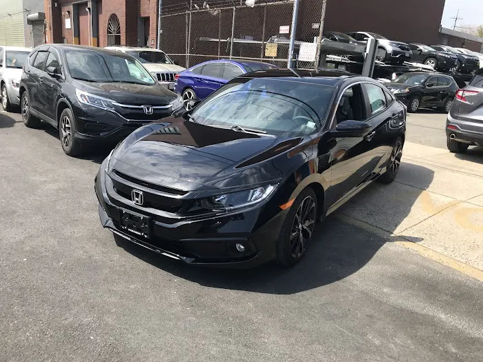 Competition Auto Collision 6