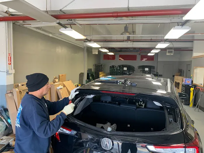 Liberty Auto Glass 1