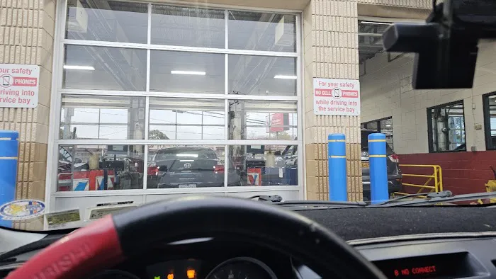 Valvoline Instant Oil Change 9