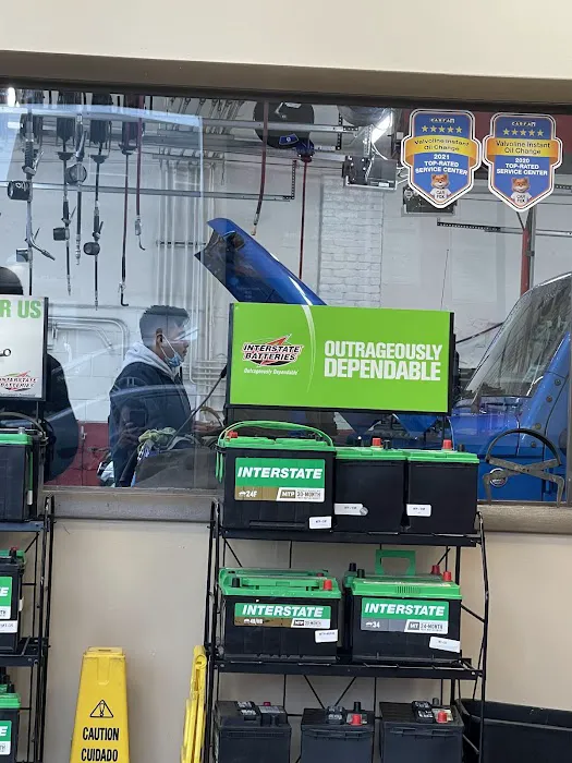 Valvoline Instant Oil Change 4