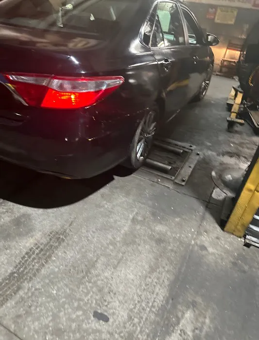 HI-Tech Auto Repr & Body Shop 9